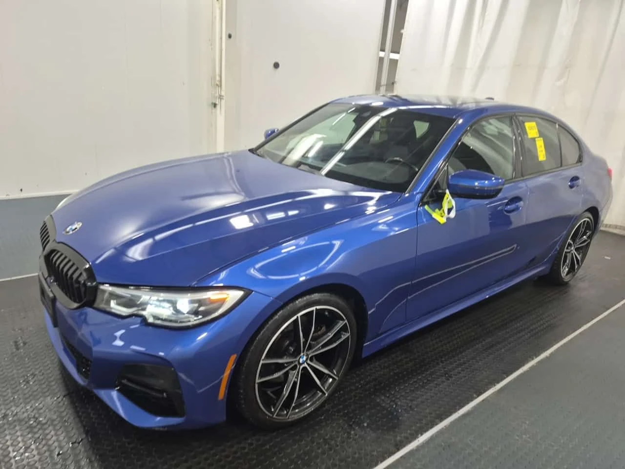 BMW 330  I XDRIVE | �������� | ��� ����� |  CARFAX | Mobile.bg � ����������� 1