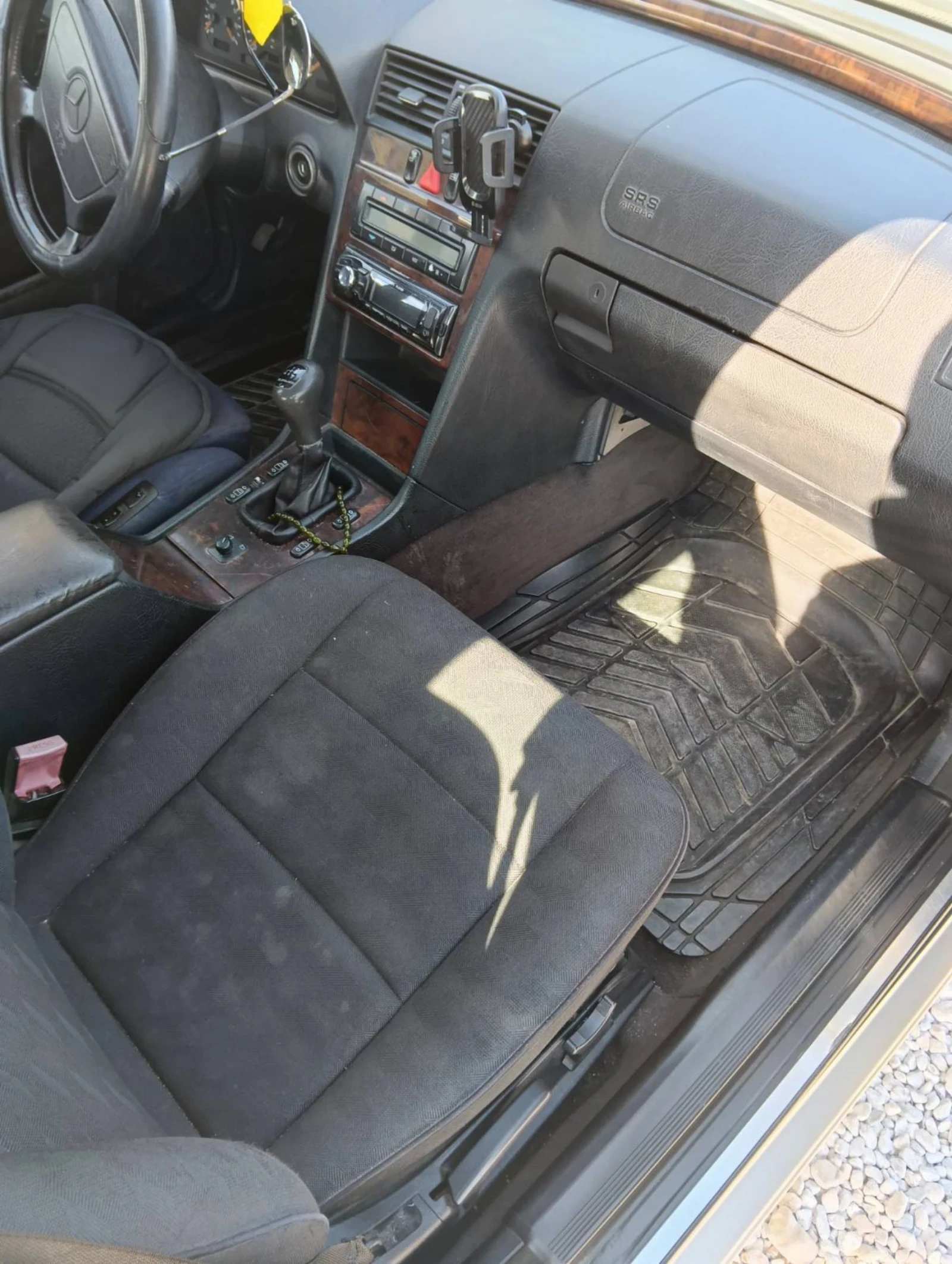 Mercedes-Benz C 250, снимка 15 - Автомобили и джипове - 53830104