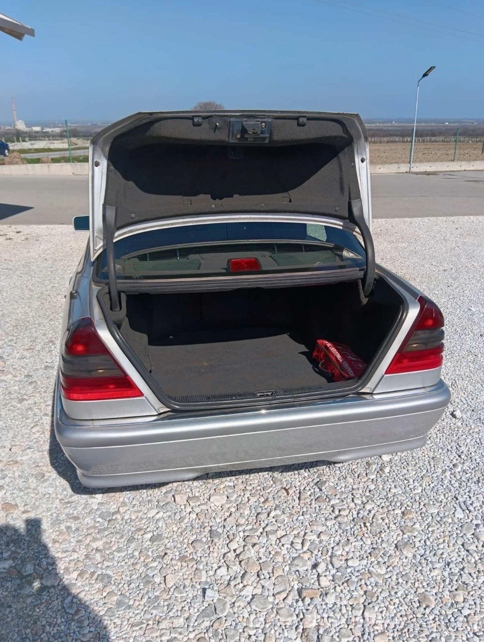 Mercedes-Benz C 250, снимка 11 - Автомобили и джипове - 53830104