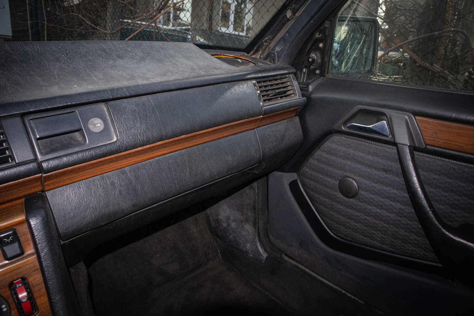 Mercedes-Benz 124, снимка 5 - Автомобили и джипове - 53885197