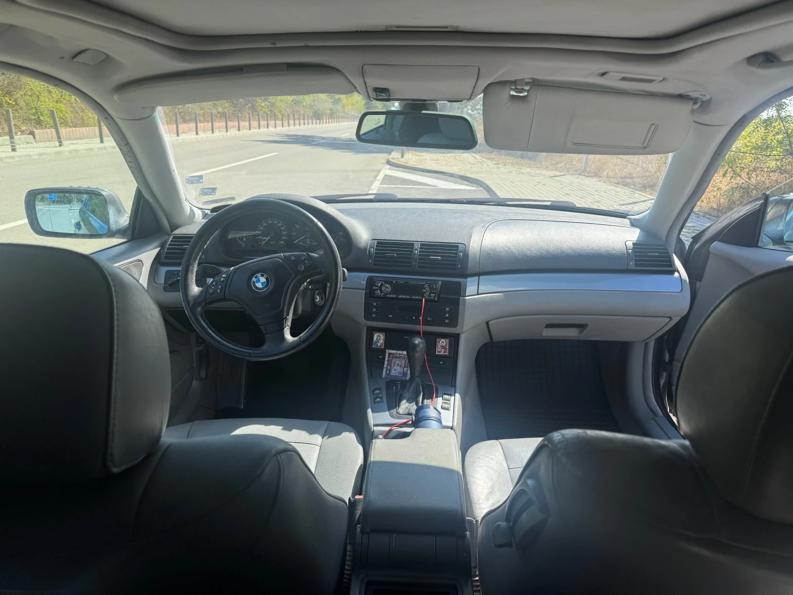 BMW 320, снимка 6 - Автомобили и джипове - 53933334