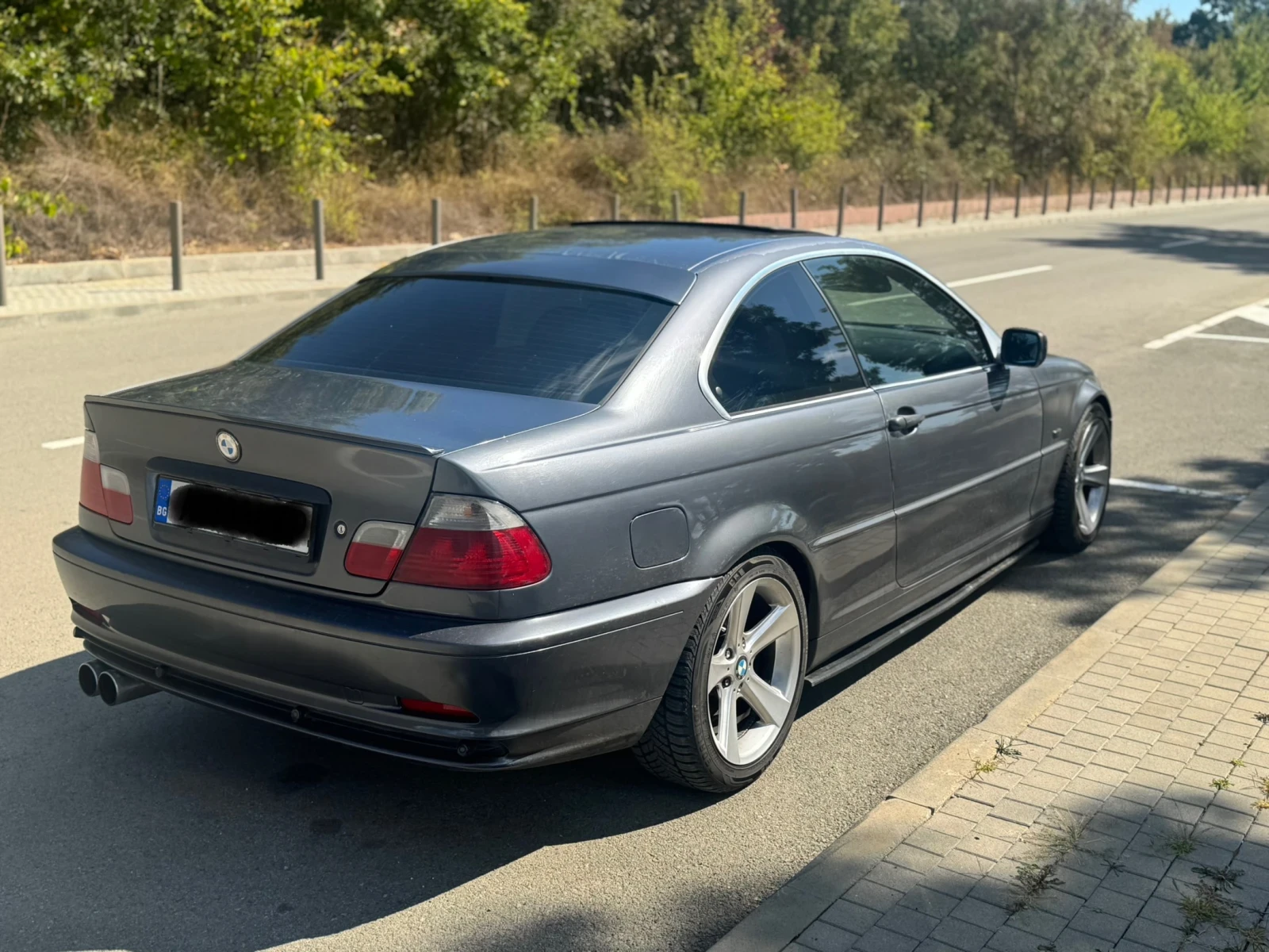 BMW 320, снимка 4 - Автомобили и джипове - 53933334