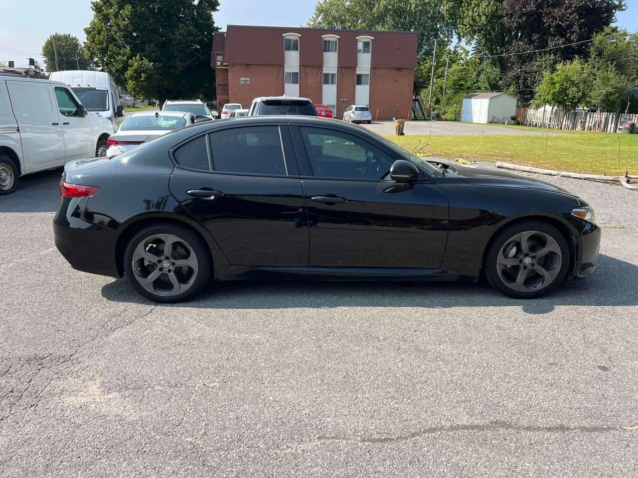 Alfa Romeo Giulia * Q4 * CARFAX * КАМЕРА * NAVI , снимка 3 - Автомобили и джипове - 53946751