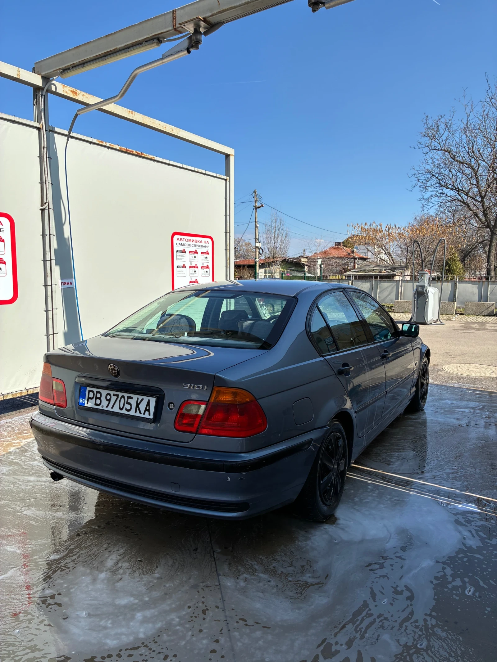 BMW 318, снимка 5 - Автомобили и джипове - 54071380