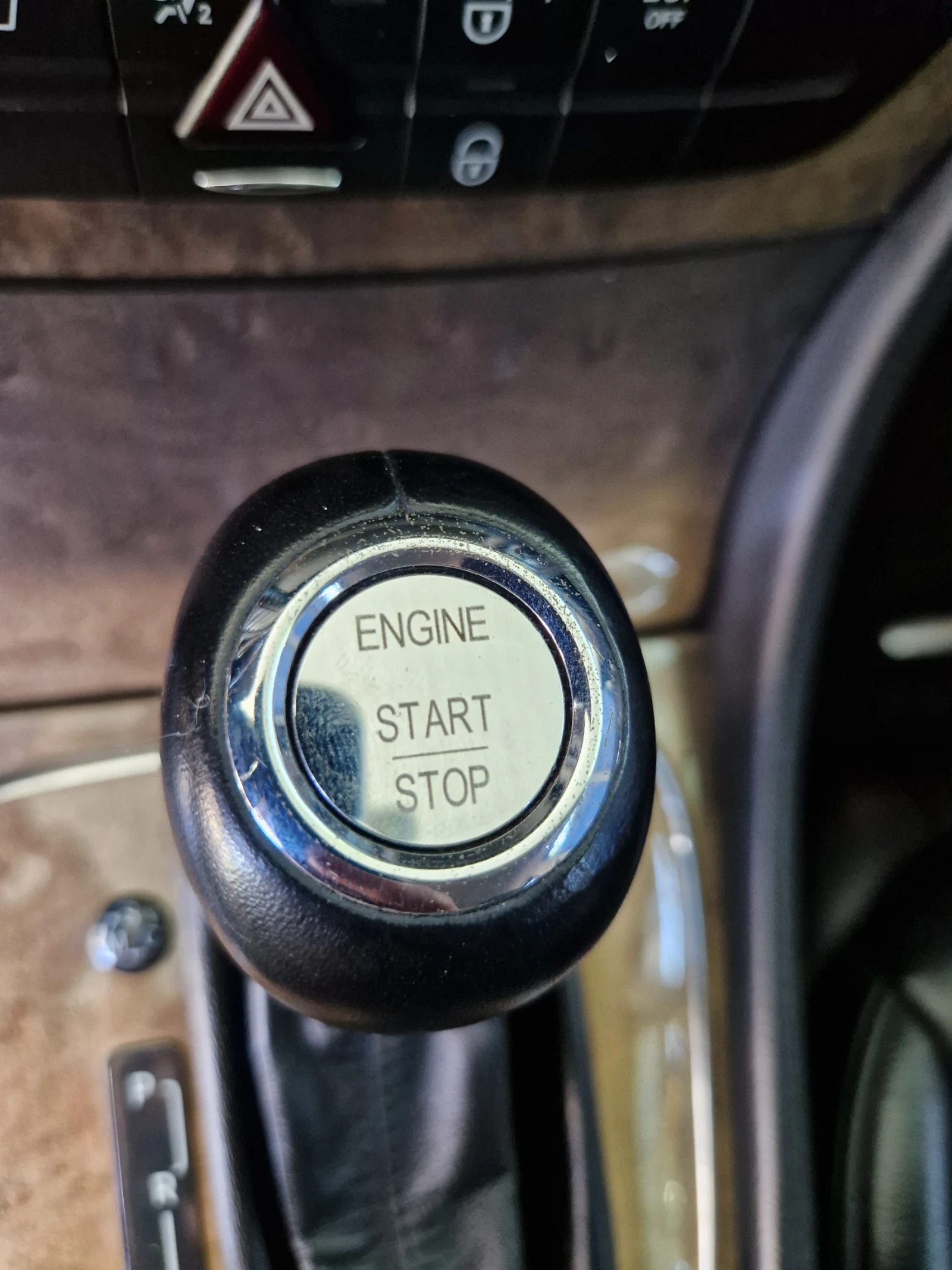 Mercedes-Benz CLS 320, снимка 9 - Автомобили и джипове - 54338863