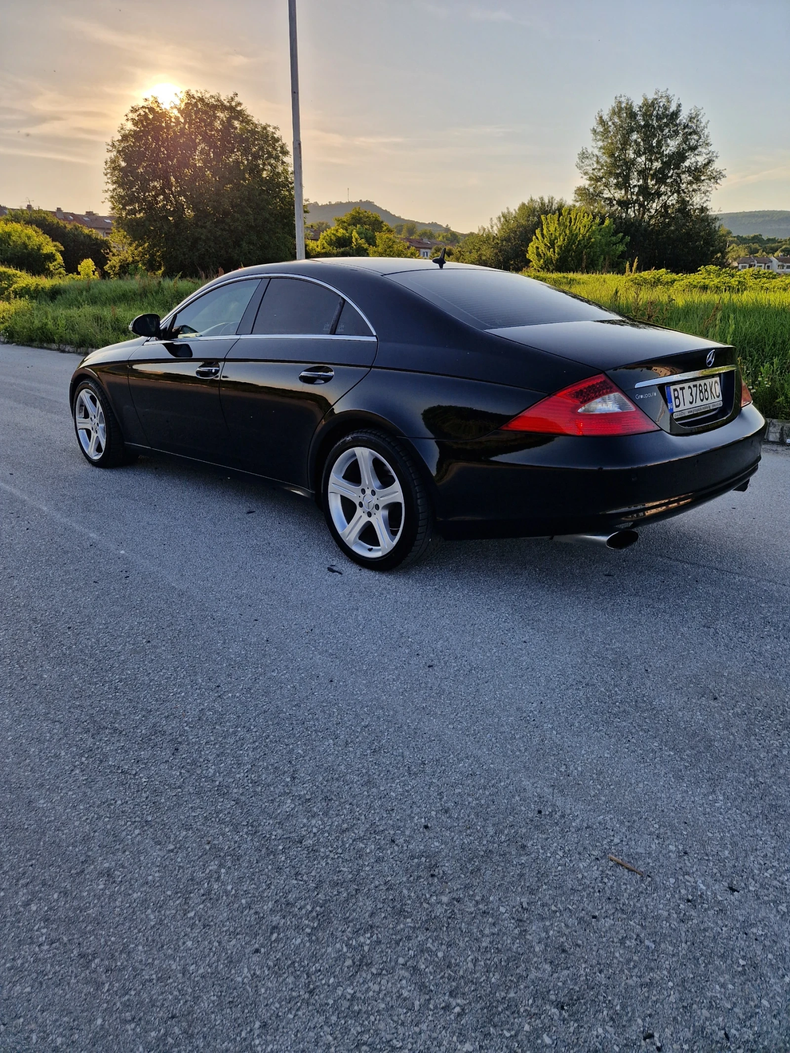 Mercedes-Benz CLS 320, снимка 3 - Автомобили и джипове - 54338863