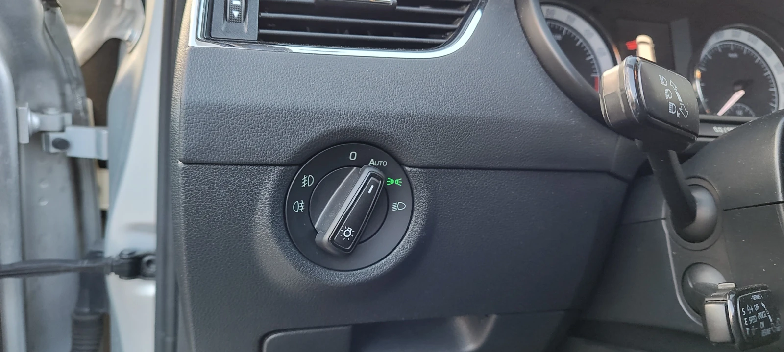 Skoda Octavia, снимка 2 - Автомобили и джипове - 54345839