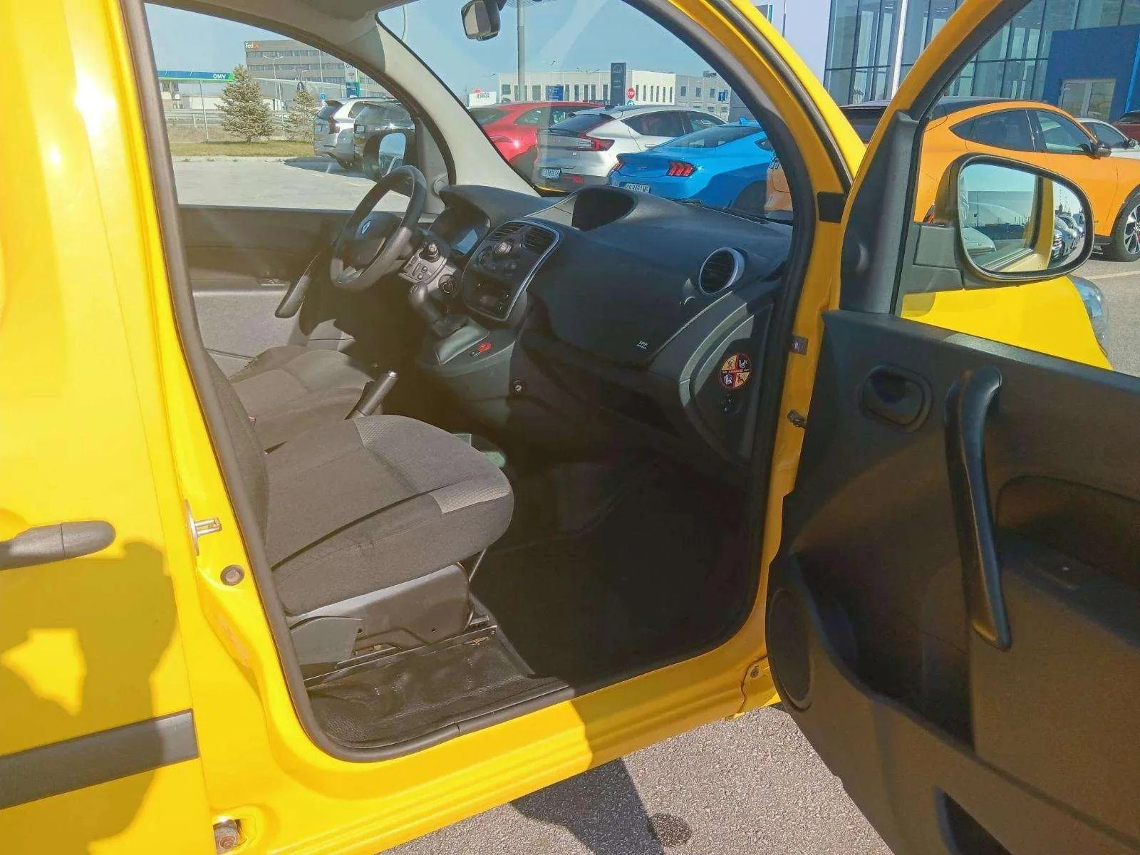 Renault Kangoo 1.5 dci, снимка 8 - Автомобили и джипове - 54541395