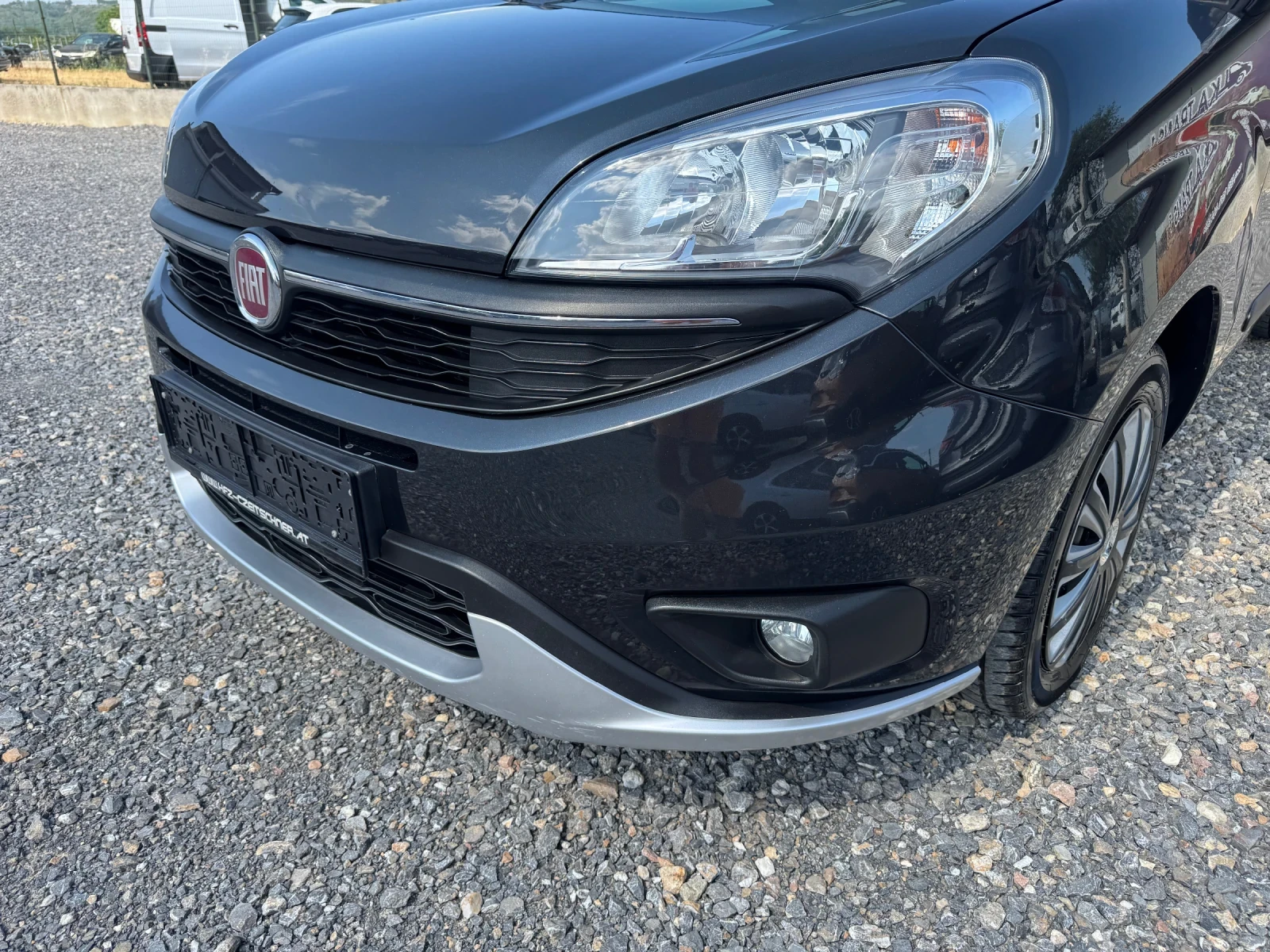 Fiat Doblo 1.6JTD TREKKING, снимка 5 - Автомобили и джипове - 55327235