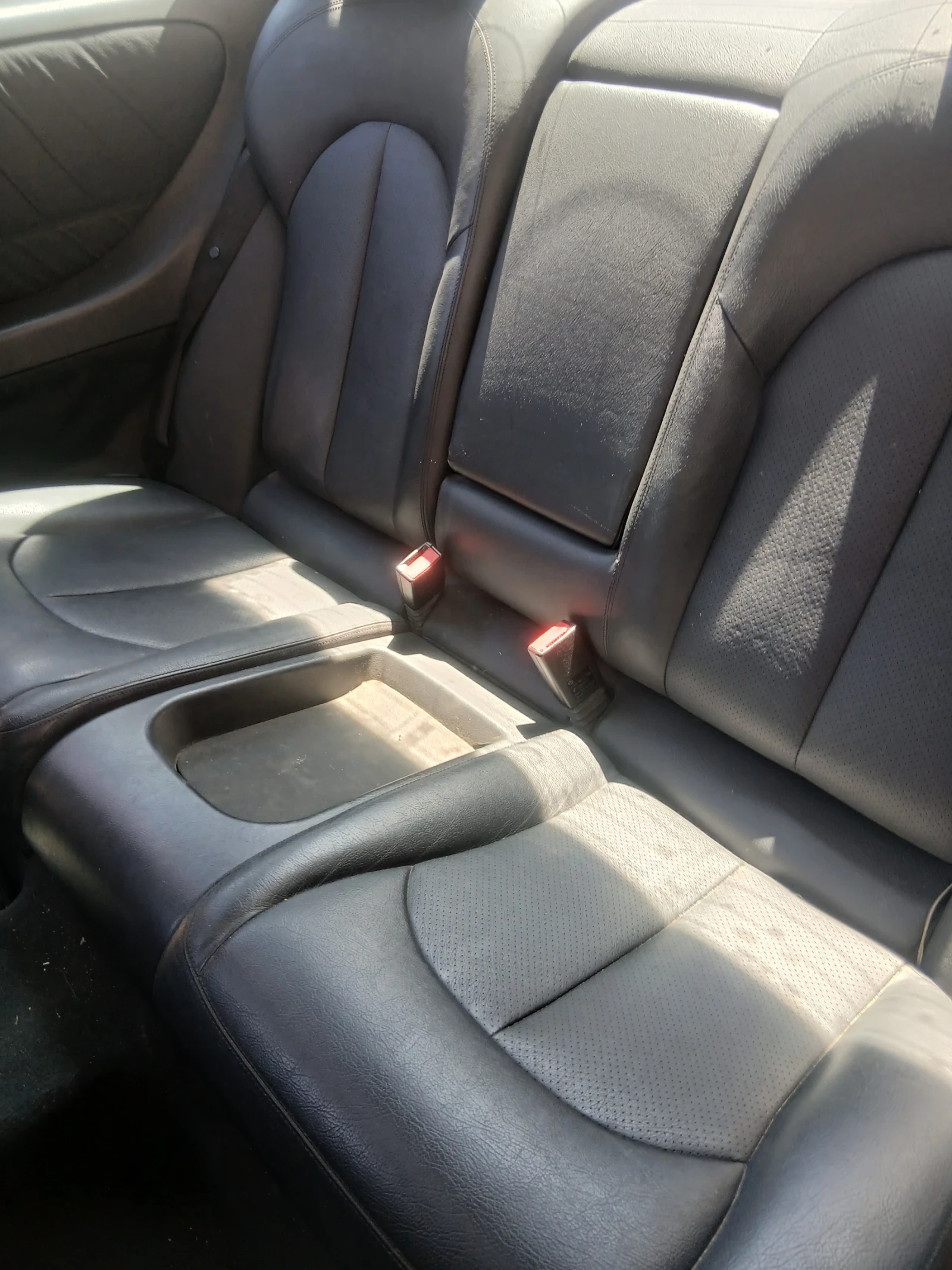 Mercedes-Benz CLK, снимка 3 - Автомобили и джипове - 55526353