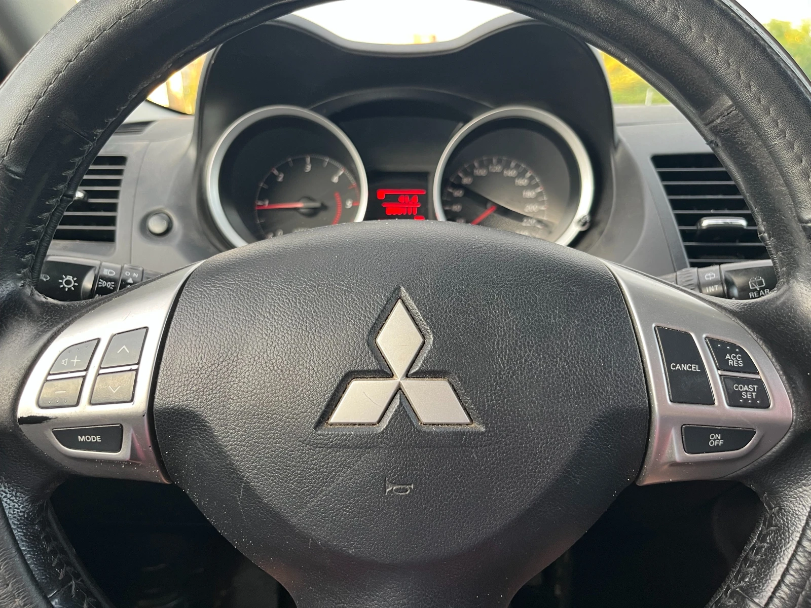 Mitsubishi Lancer - 1.8 Diesel - 2011 - , снимка 15 - Автомобили и джипове - 55616750