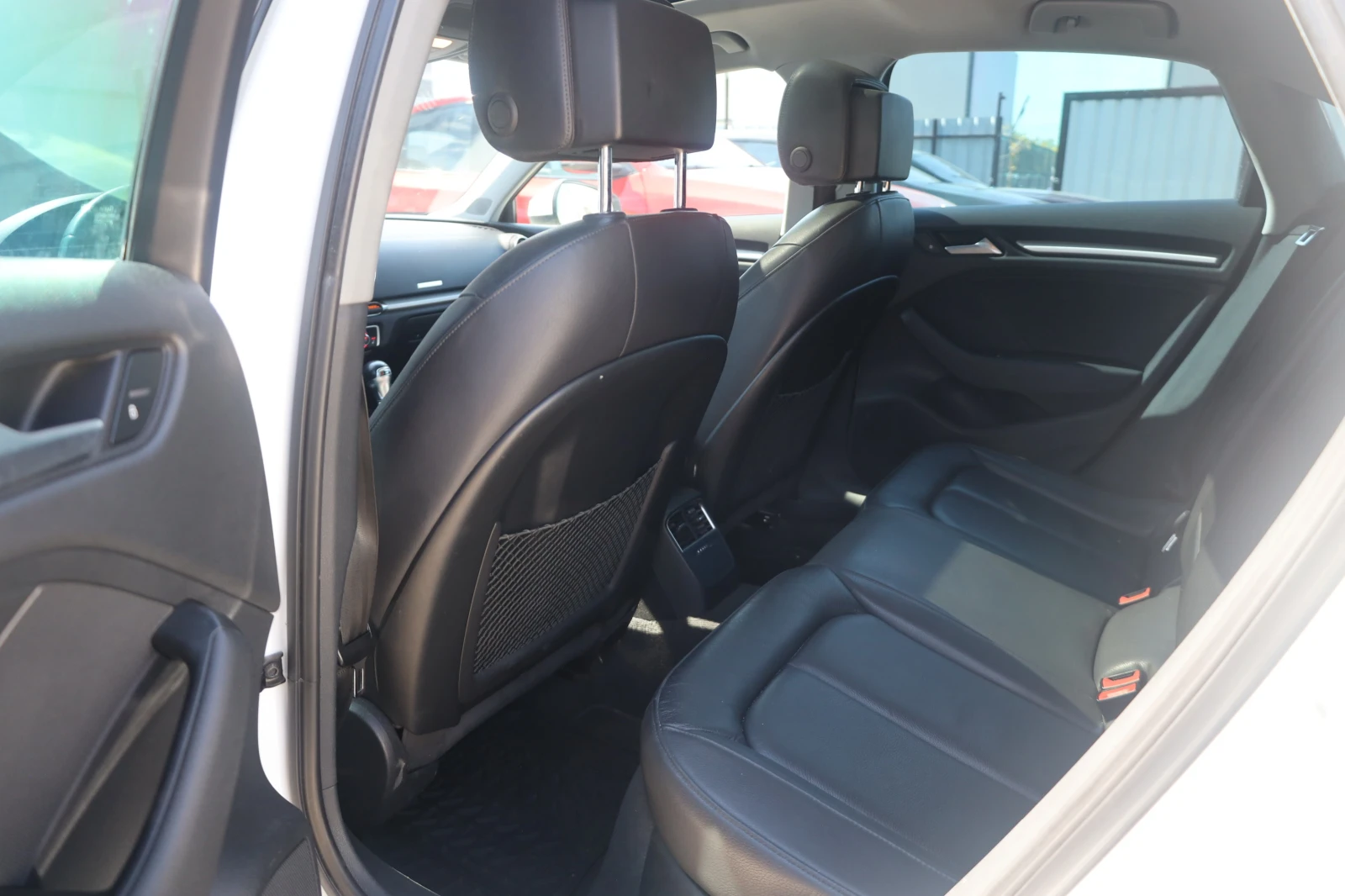 Audi A3 2.0T S-tronic Limo Pano #SzH КОЖА Bluetooth #iCar, снимка 11 - Автомобили и джипове - 55950925