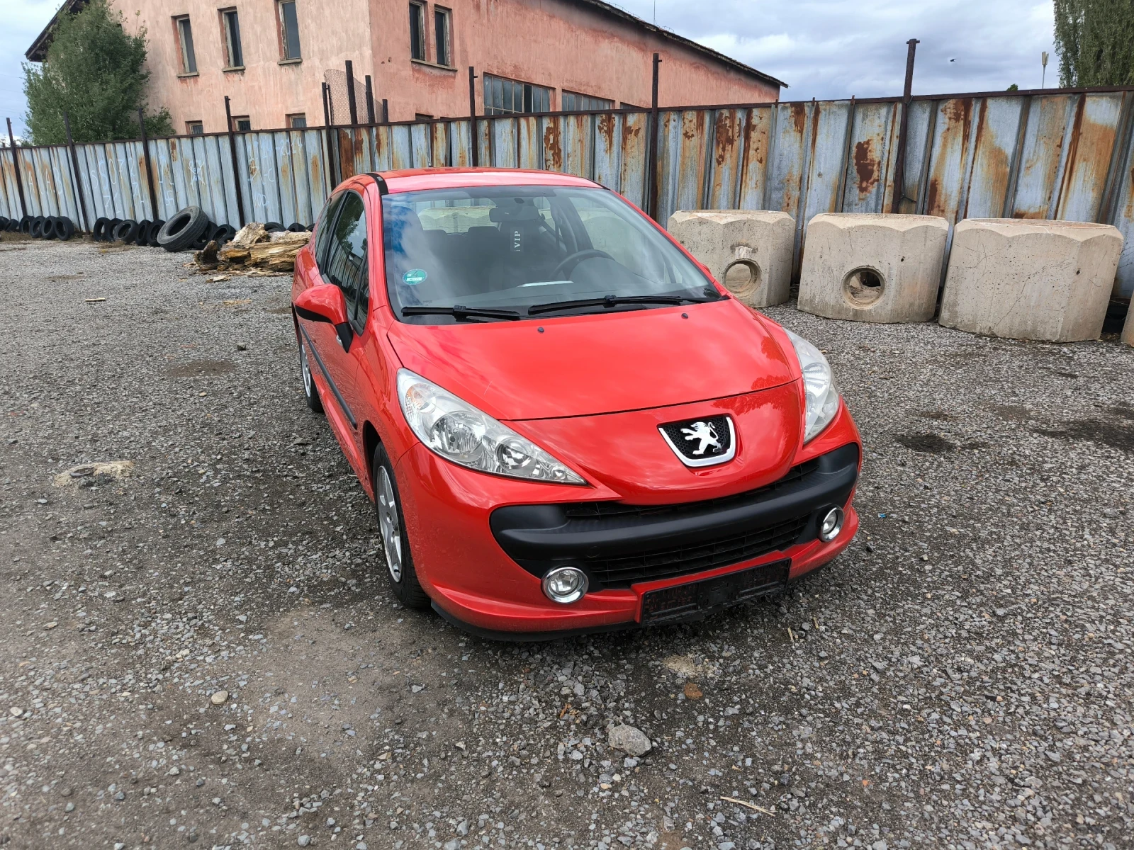 Peugeot 207 1.4, снимка 3 - Автомобили и джипове - 56613755