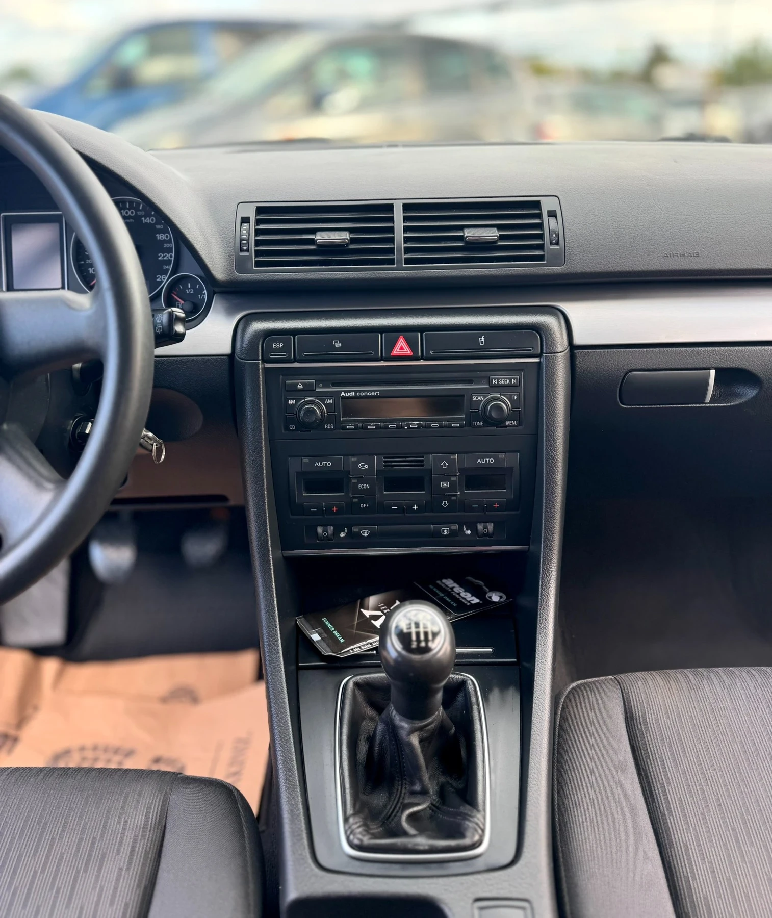 Audi A4 2.0 TDI 140кс., снимка 14 - Автомобили и джипове - 56729381