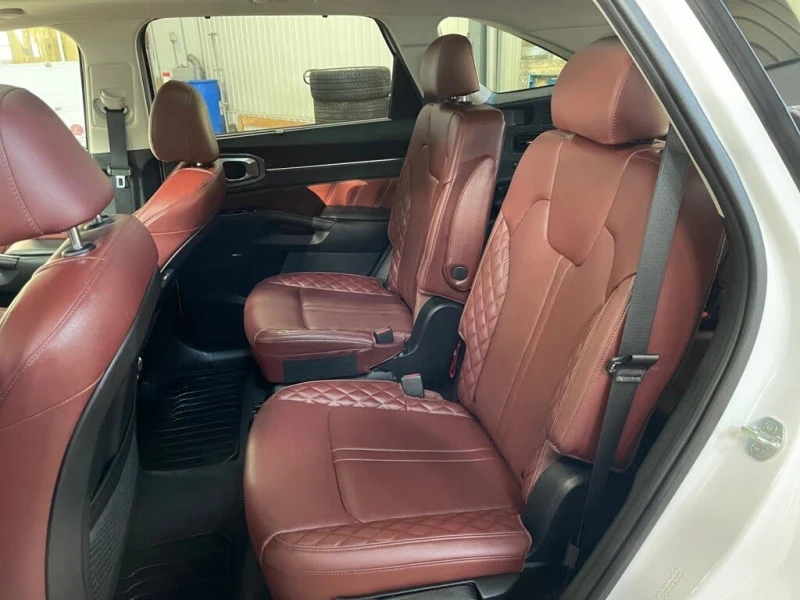 Kia Sorento SX PANO* 360CAM* ОБДУХВАНЕ* HEAD-UP* BLINDSPOT* , снимка 16 - Автомобили и джипове - 52935936