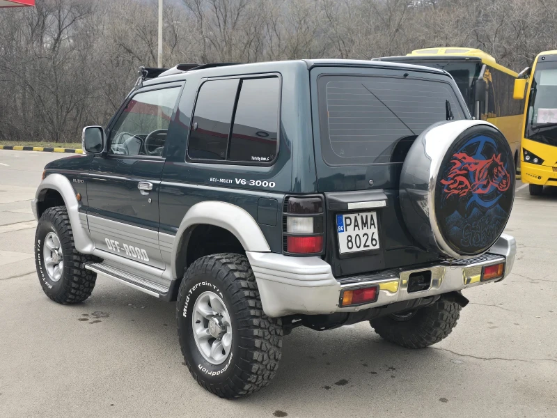 Mitsubishi Pajero Топ състояние внос Италия, снимка 5 - Автомобили и джипове - 53478321