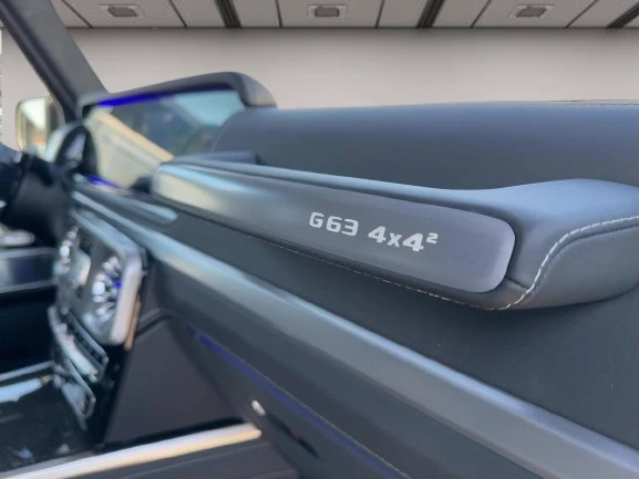 Mercedes-Benz G 63 AMG 4×4² = Night Package II = Superior Гаран, снимка 9 - Автомобили и джипове - 53075079