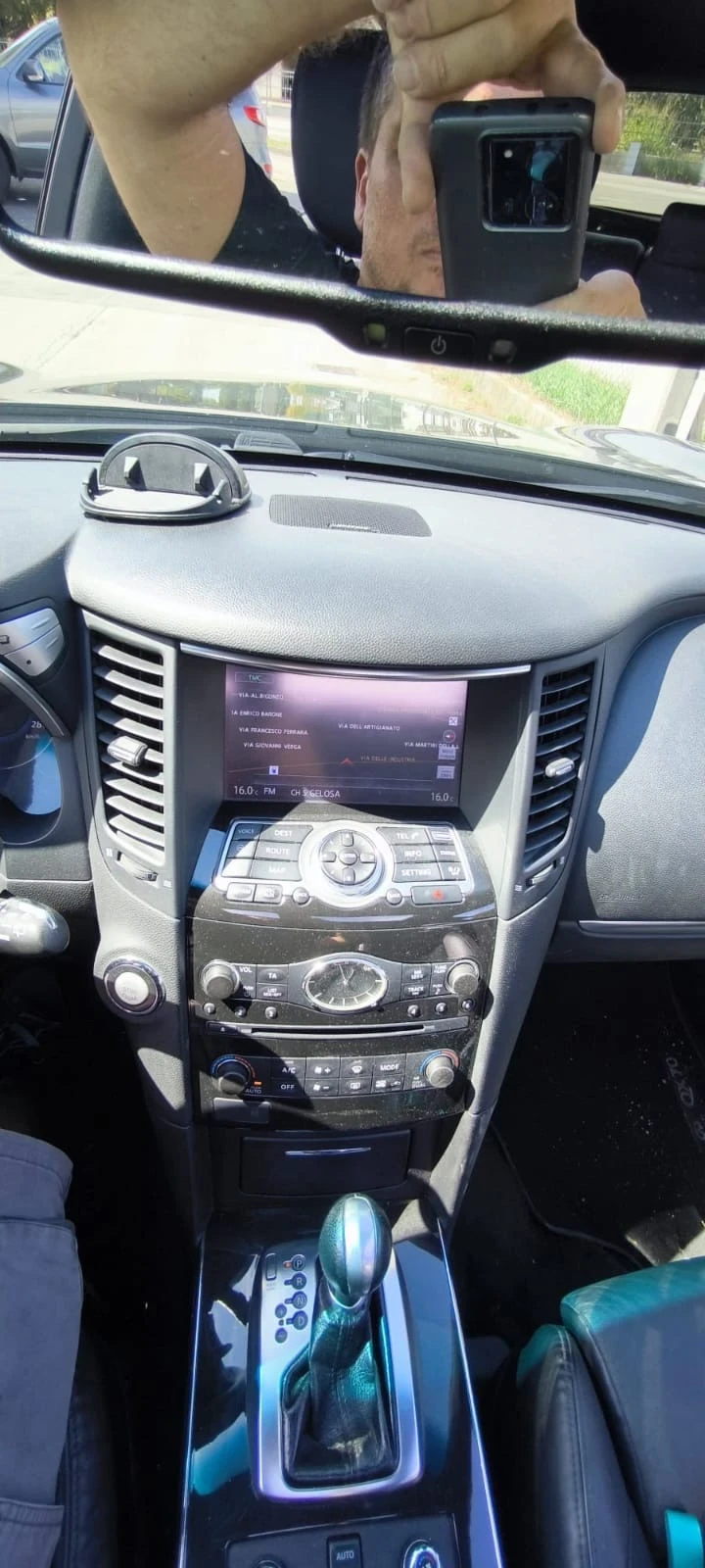 Infiniti QX70 3.0D 238HP, снимка 6 - Автомобили и джипове - 56324225
