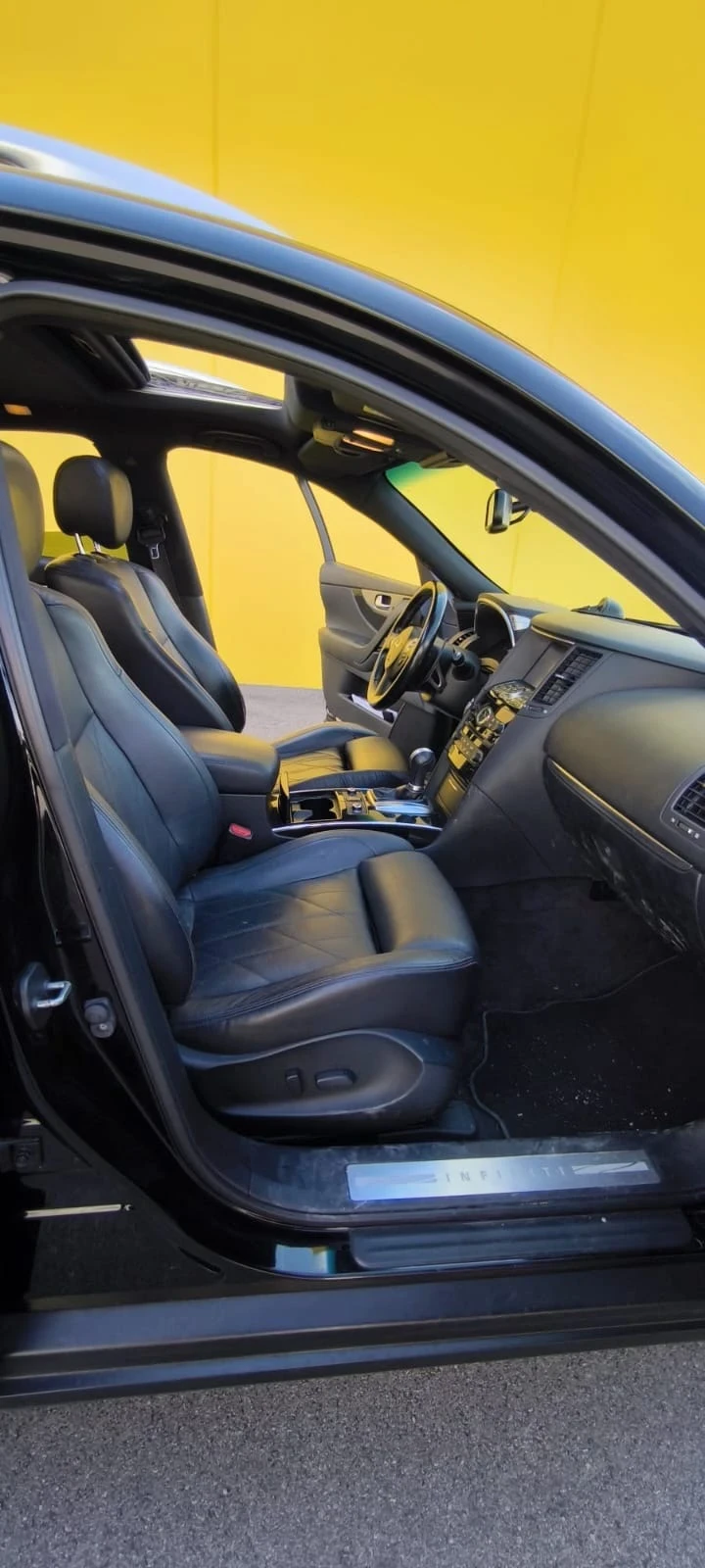 Infiniti QX70 3.0D 238HP, снимка 7 - Автомобили и джипове - 56324225