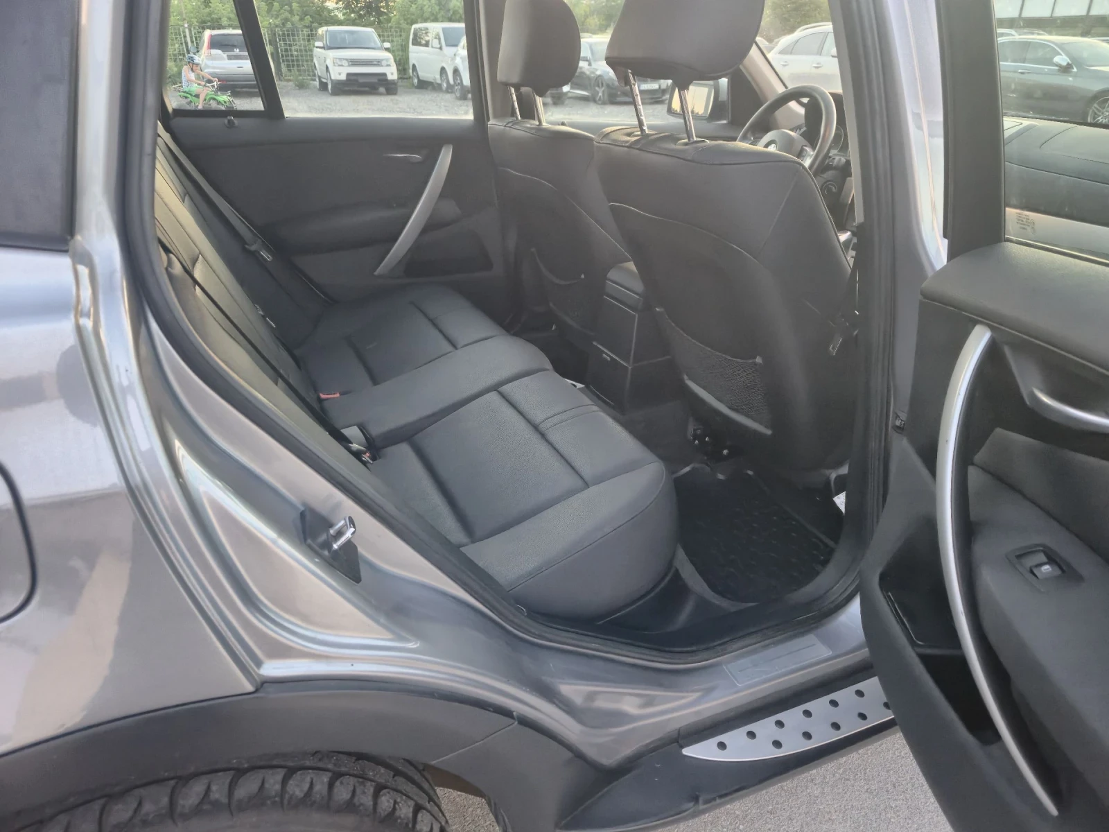 BMW X3 2.0D* 150к.с.* Нави* Подгрев* Теглич*  - изображение 10