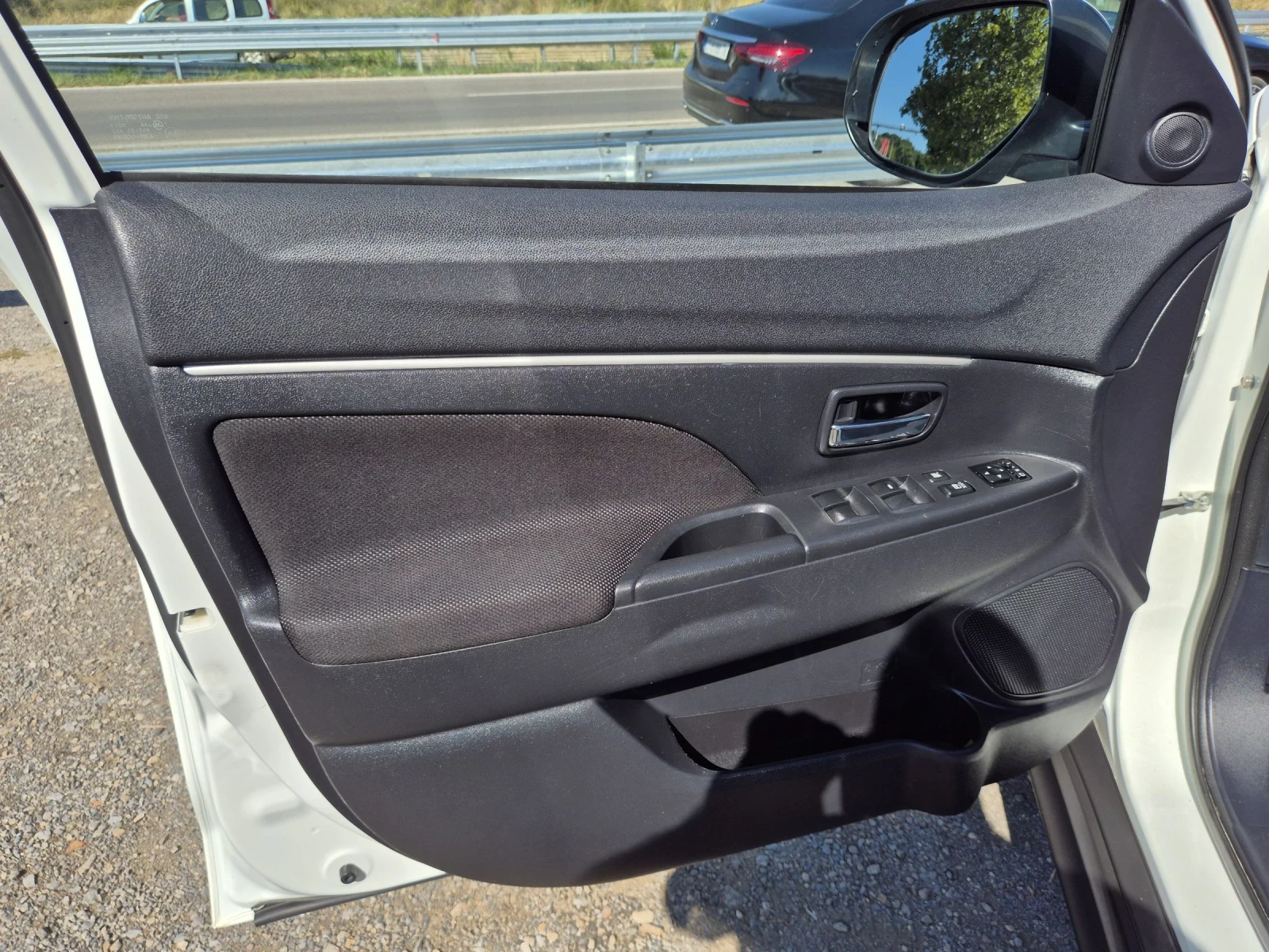 Mitsubishi ASX 1, 6i/LPG/Панорама  - изображение 10
