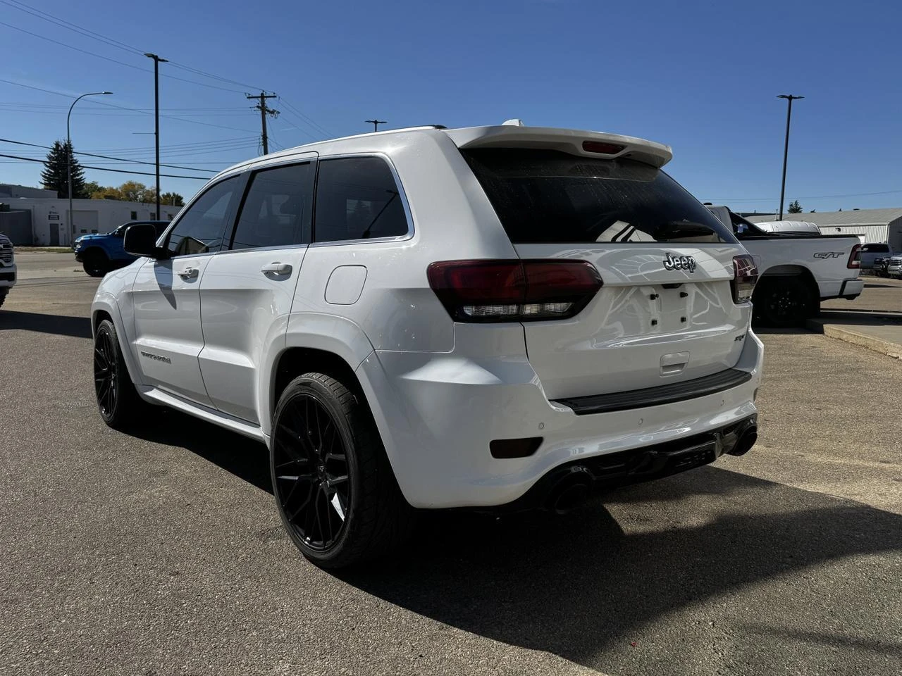 Jeep Grand cherokee SRT8* BREMBO* ПОДГРЕВ* KEYLESS* КАМЕРА - изображение 4