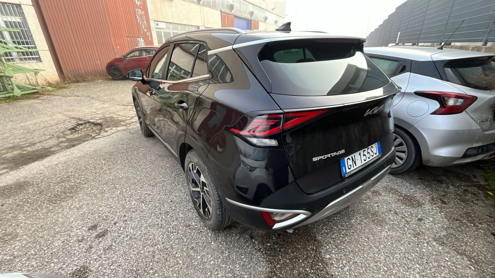 Kia Sportage, снимка 7 - Автомобили и джипове - 53715514