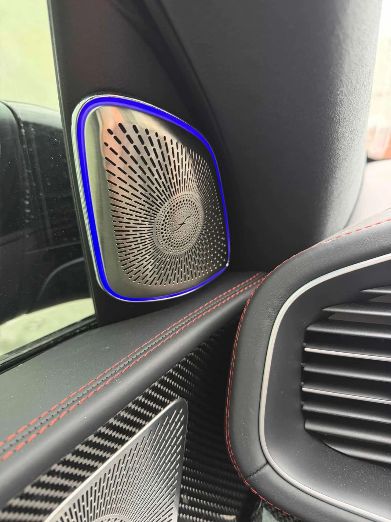 Mercedes-Benz GLE 63 S AMG * ДИСТРОНИК * 360 * ОБДУХВАНЕ * BURMESTER, снимка 10 - Автомобили и джипове - 53880152