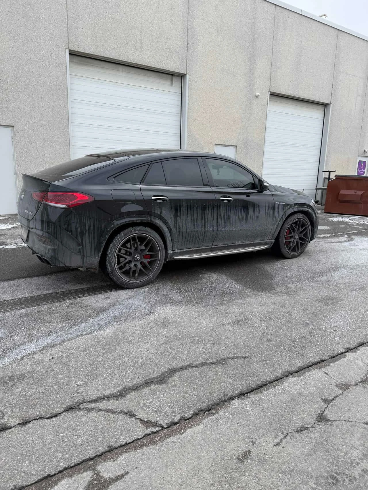 Mercedes-Benz GLE 63 S AMG * ДИСТРОНИК * 360 * ОБДУХВАНЕ * BURMESTER, снимка 3 - Автомобили и джипове - 53880152