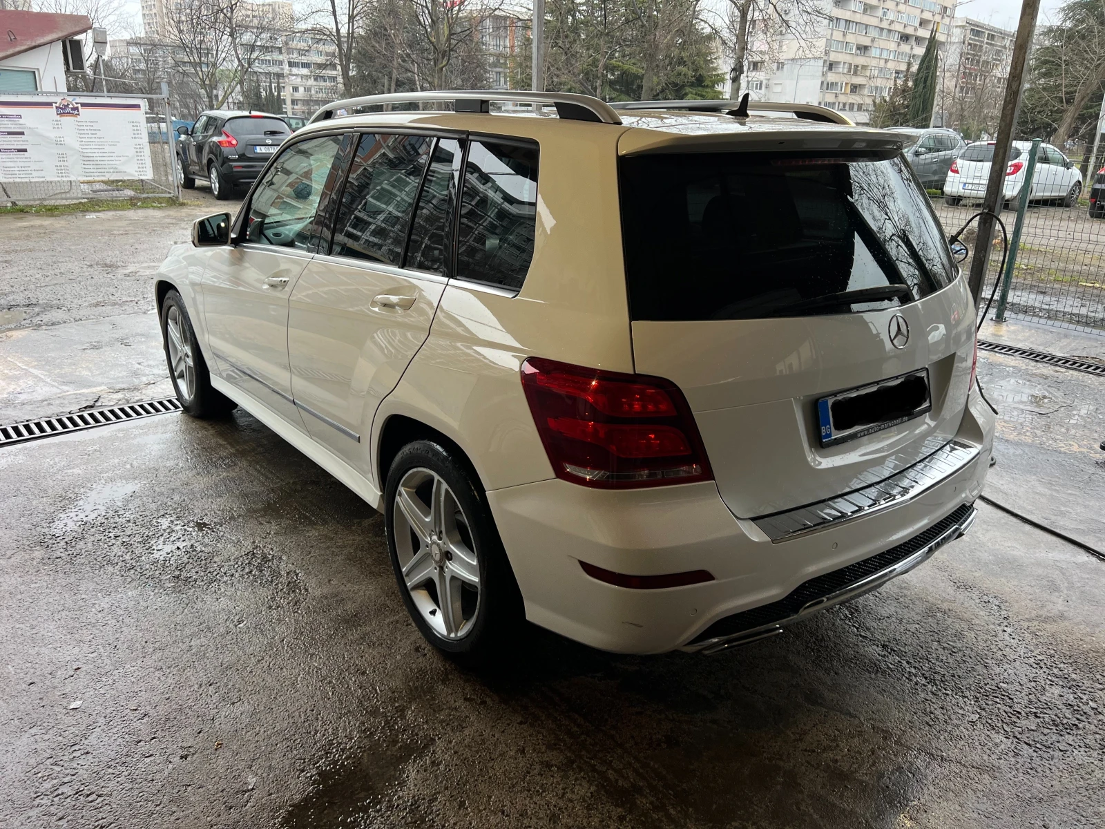 Mercedes-Benz GLK 2.2CDI 4MATIC AMG ПАНОРАМА Harman/kardon SPORT, снимка 4 - Автомобили и джипове - 53926483