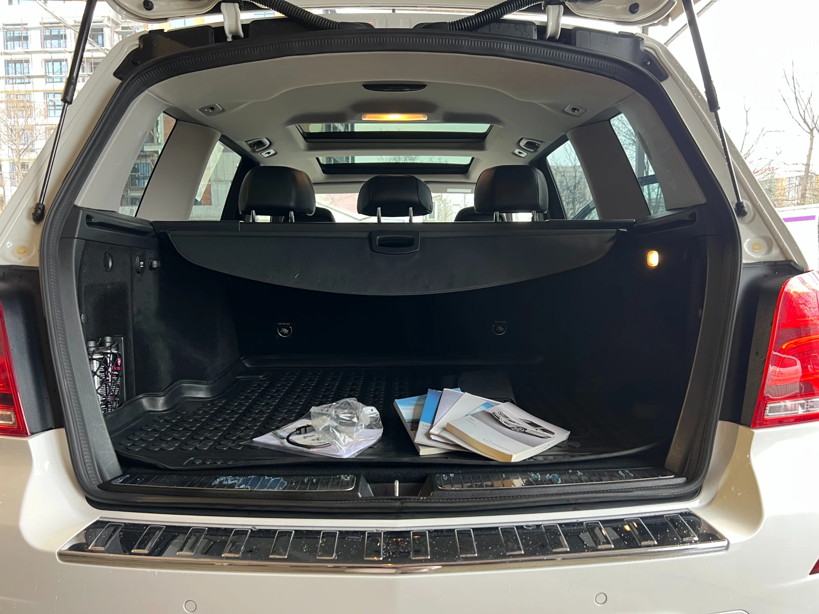 Mercedes-Benz GLK 2.2CDI 4MATIC AMG ПАНОРАМА Harman/kardon SPORT, снимка 17 - Автомобили и джипове - 53926483