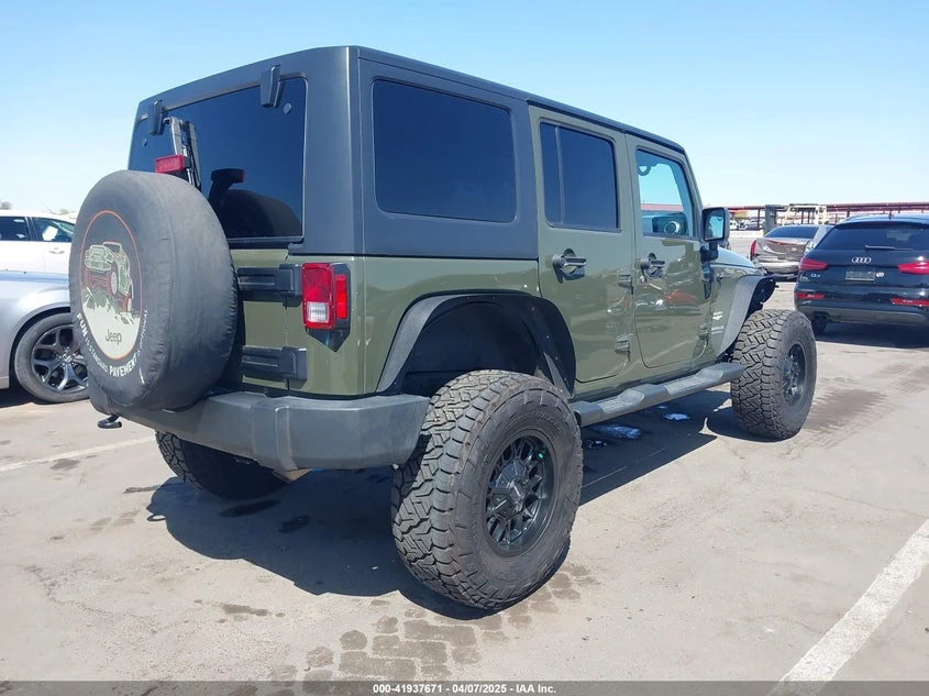 Jeep Wrangler 3.6l Unlimited Sahara, снимка 4 - Автомобили и джипове - 54369943