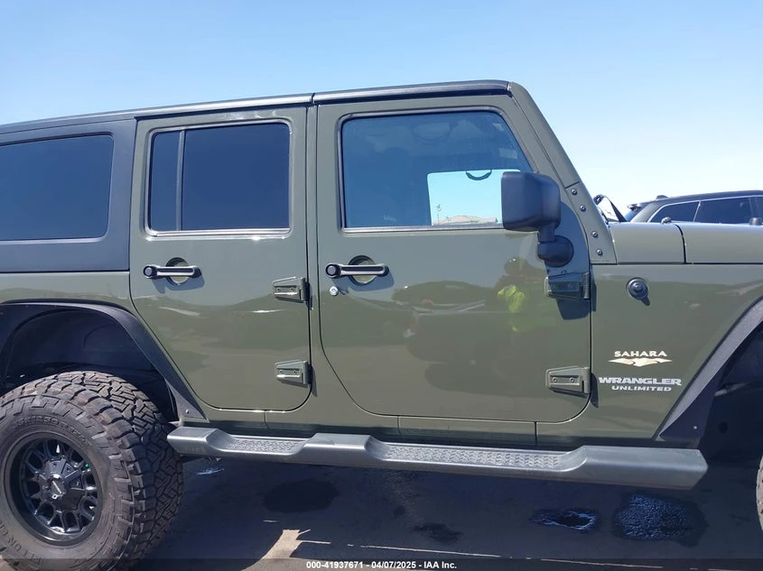 Jeep Wrangler 3.6l Unlimited Sahara, снимка 13 - Автомобили и джипове - 54369943