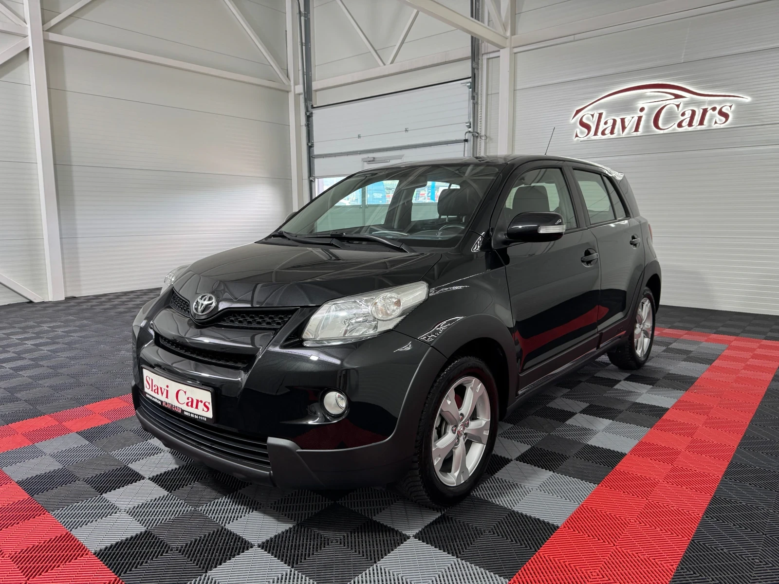 Toyota Urban Cruiser 1.4 D4D - AWD - LUXURY - 103.000 km!, снимка 3 - Автомобили и джипове - 54681876