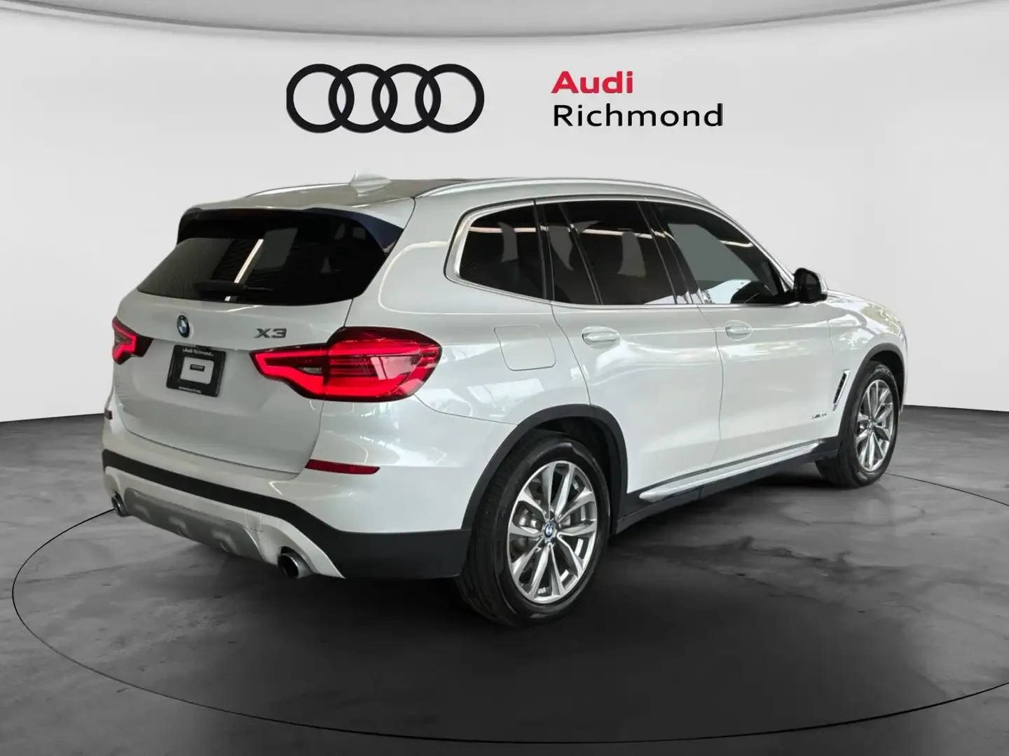 BMW X3 ПОДГРЕВ* КАМЕРА* КЕЙЛЕС* ПАНОРАМА* , снимка 2 - Автомобили и джипове - 56163337