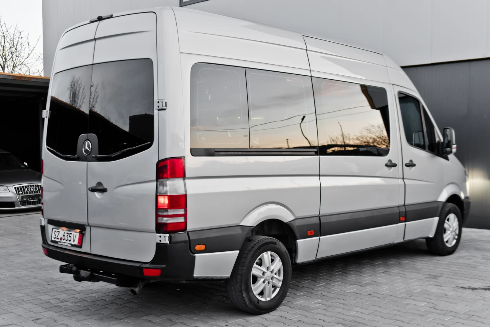 Mercedes-Benz Sprinter 318 D 3.0 V6 Xenon, снимка 5 - Бусове и автобуси - 53781789