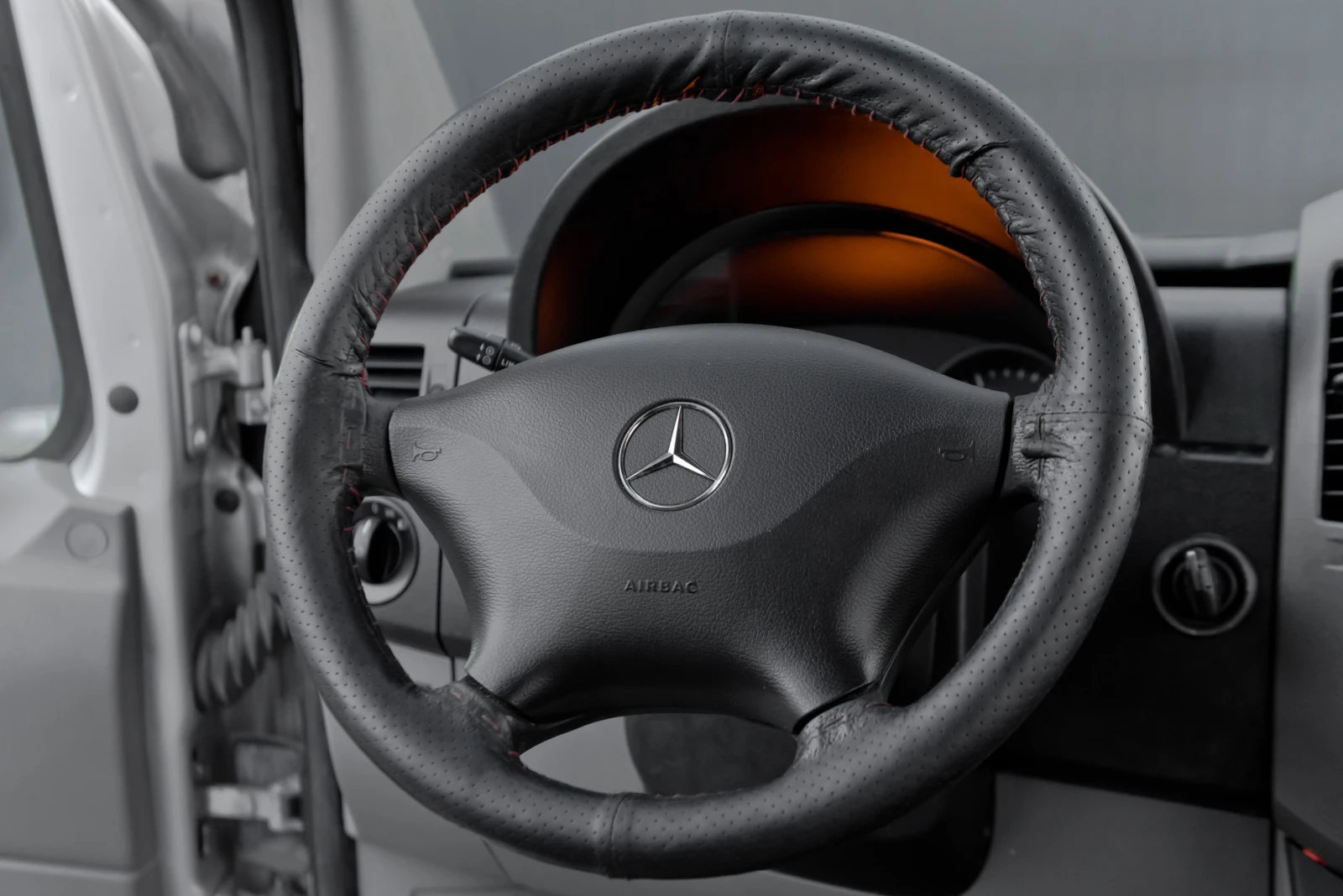 Mercedes-Benz Sprinter 318 D 3.0 V6 Xenon, снимка 10 - Бусове и автобуси - 53781789