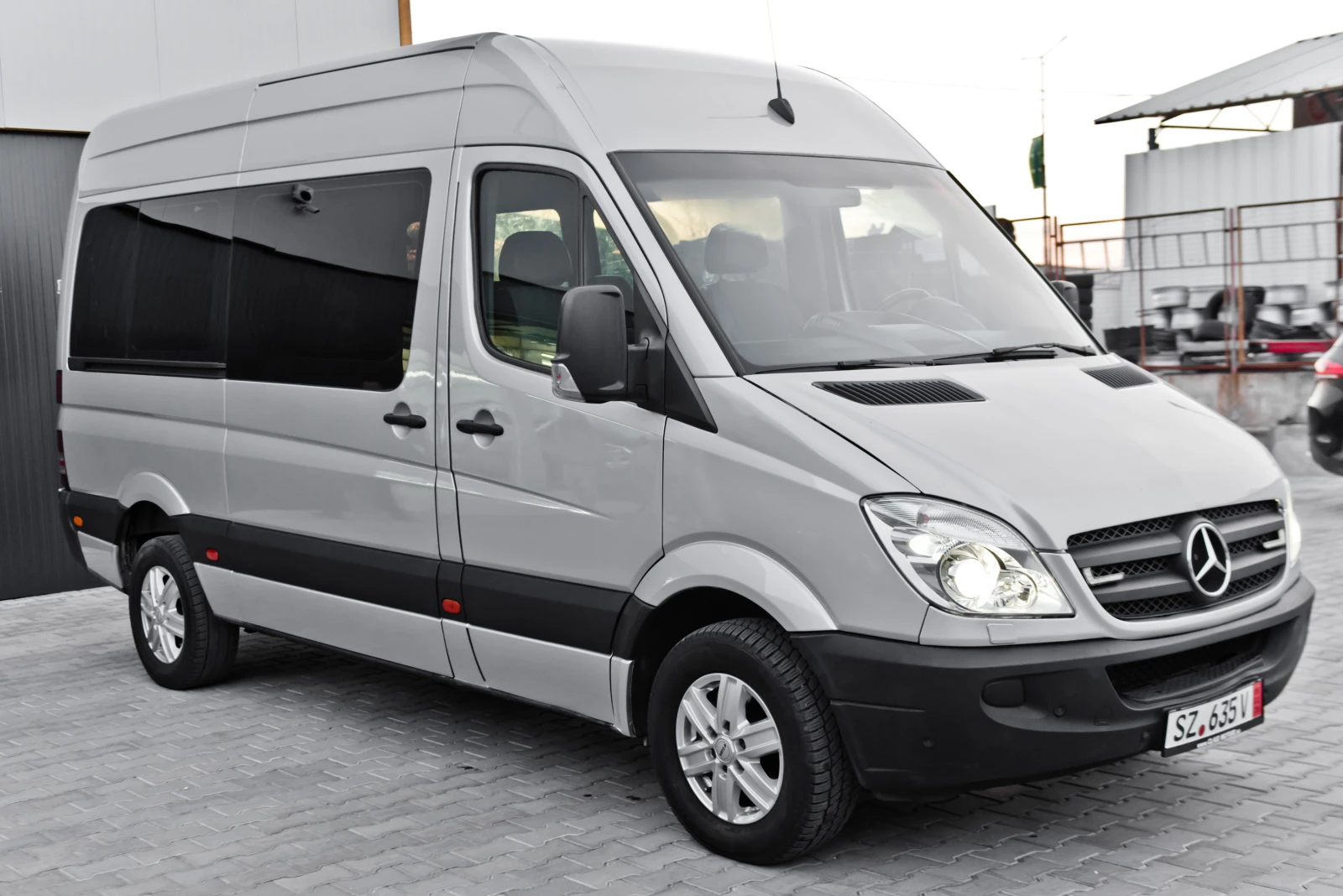 Mercedes-Benz Sprinter 318 D 3.0 V6 Xenon, снимка 2 - Бусове и автобуси - 53781789