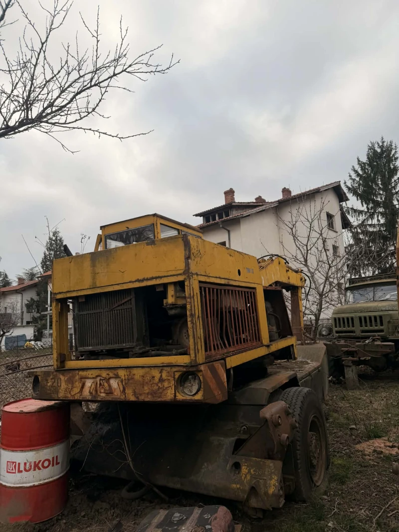 Багер Друга марка DH-113, снимка 2 - Индустриална техника - 53344067