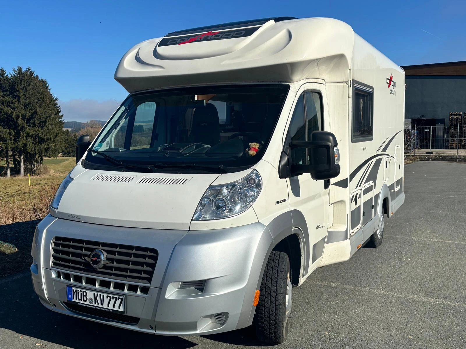 Кемпер Carthago chic c-line 3.8 | Auto.bg — изображение 1