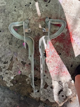 Peogeot 208 2012-2016г панти за преден капак, снимка 2