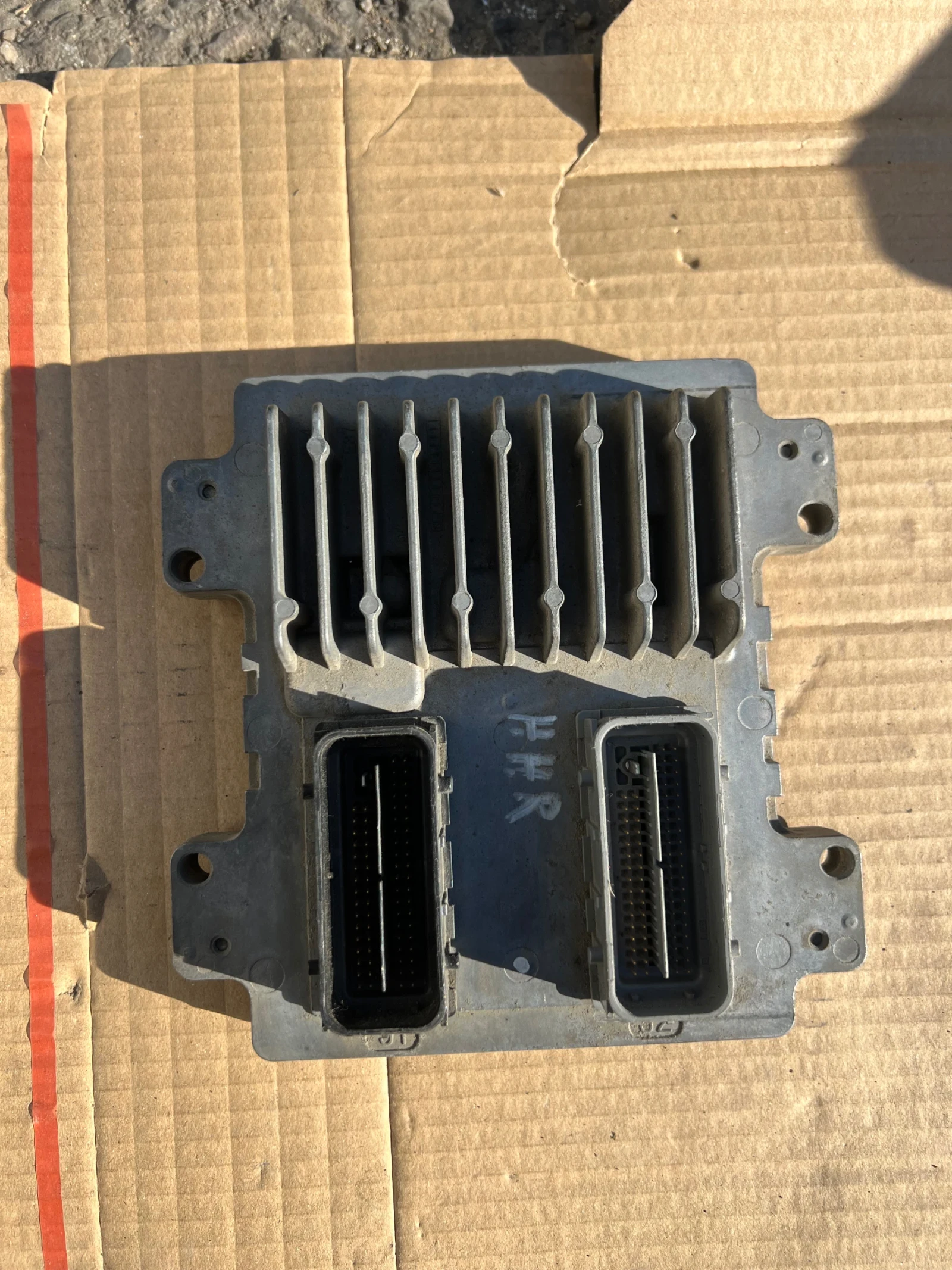 12611549 Chevrolet HHR 2.2I Компютър двигател 12597125 | Mobile.bg — изображение 1