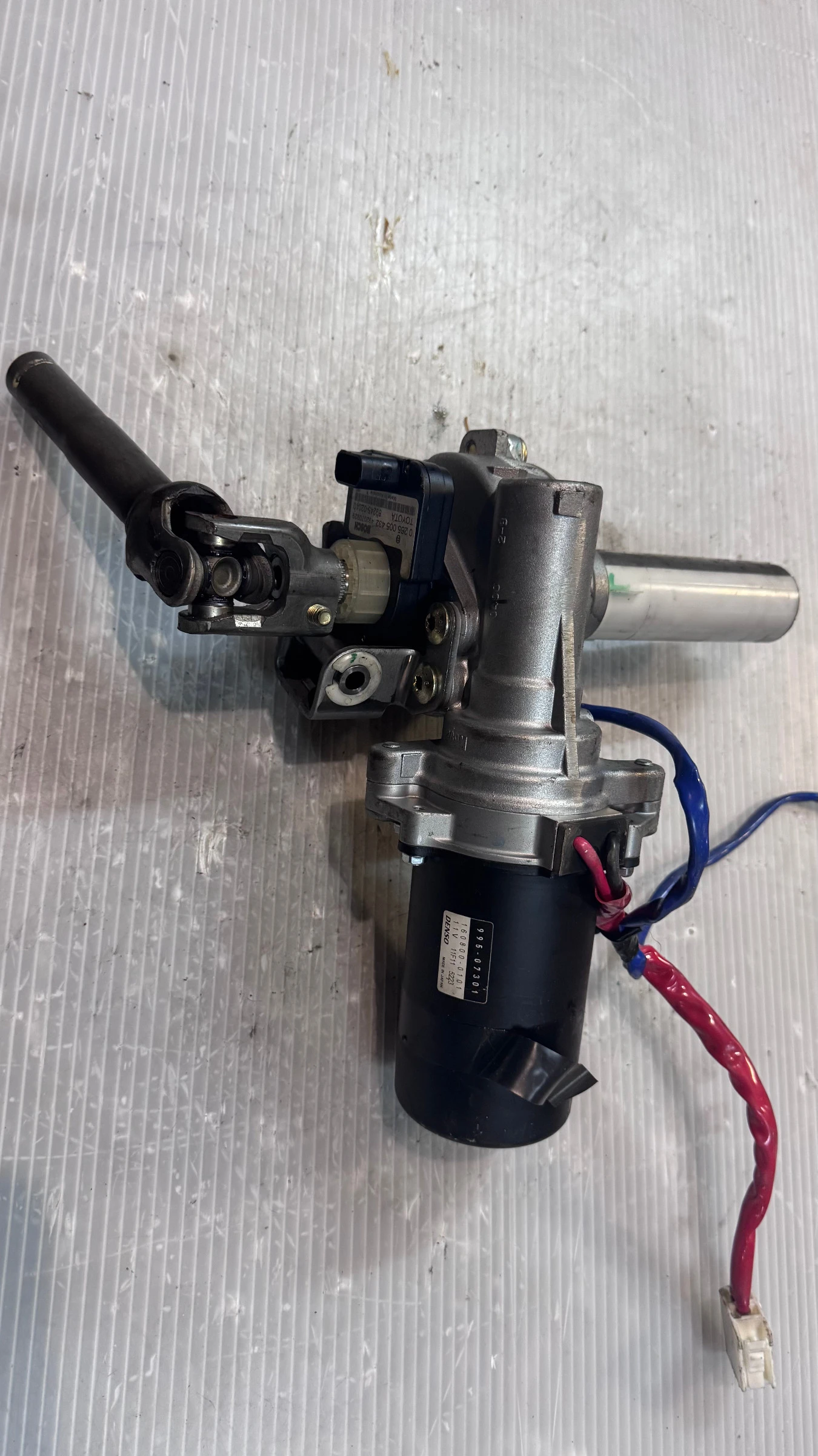    /       Toyota  Avensis - 6900000746 / 45200-05281 /  | Mobile.bg   1