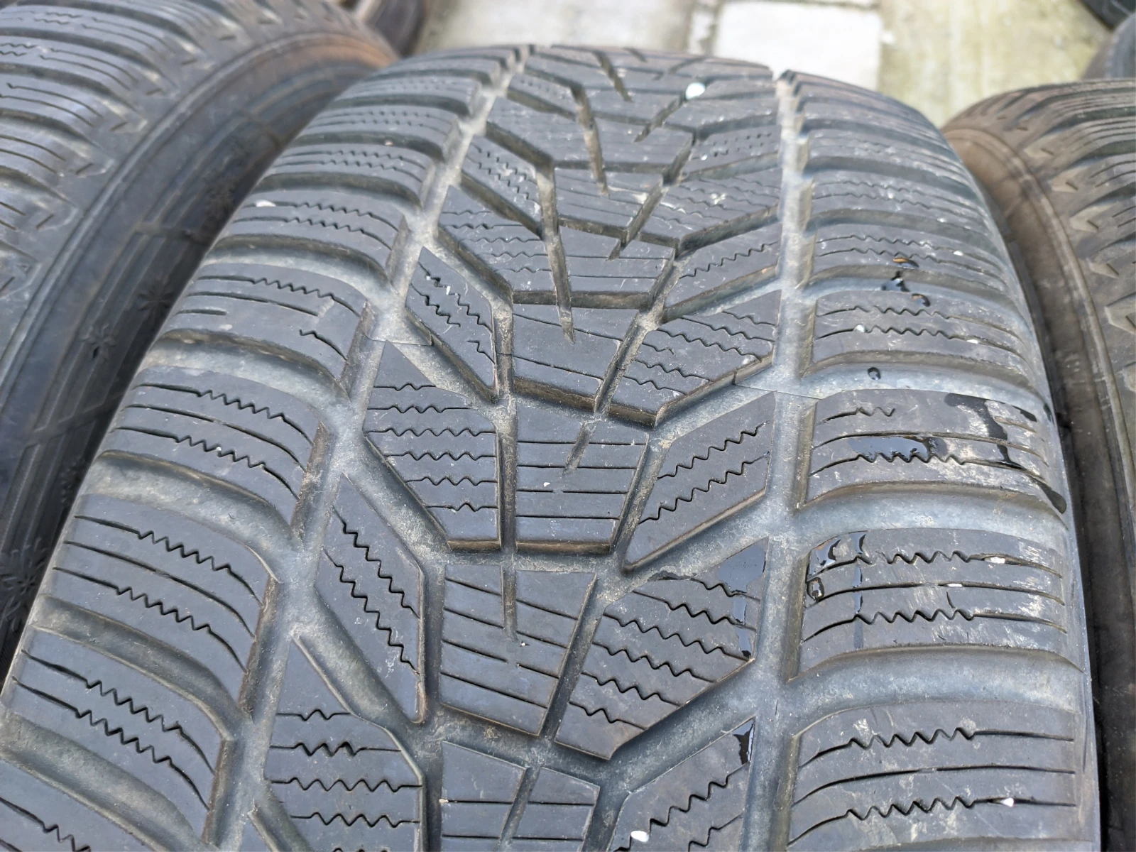  235/55R19 | Mobile.bg   3