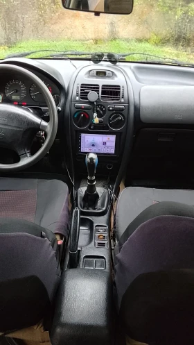 Mitsubishi Carisma 1.6 GLX Газов инжекцион, снимка 11
