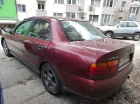 Mitsubishi Carisma 1.6 GLX Газов инжекцион, снимка 3