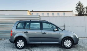 VW Touran АВТОМАТ* 7 МЕСТА - 5999 лв. - 63746665 | Car24.bg