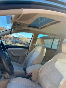 VW Touran 1.9тди 105кс 6ск 7местна хладилна жабка - 2600 € / 5085.16 лв. - 68749481 14