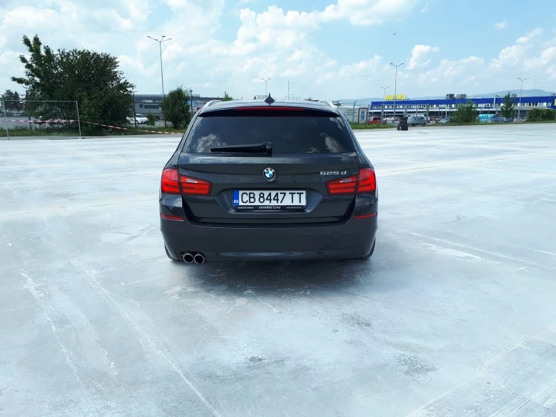 BMW 525 d-F11 FUTURA, снимка 6 - Автомобили и джипове - 41412414