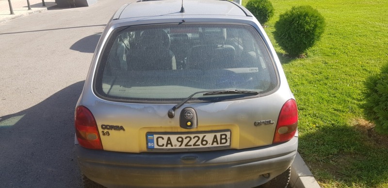 Opel Corsa 1.4 Gaz, снимка 3 - Автомобили и джипове - 42560179